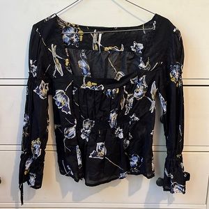 Free people quarter sleeve floral shirt/blouse size small